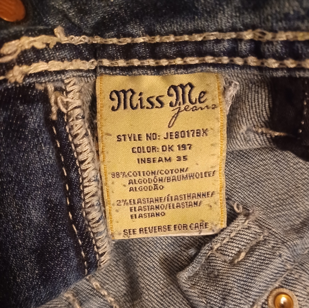 Miss Me Jeans - Picture 8 of 11